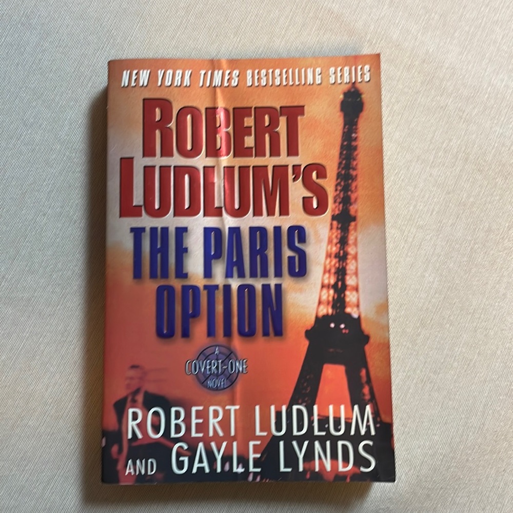 🌈2/$8  The Paris Option: A Covert-One Novel